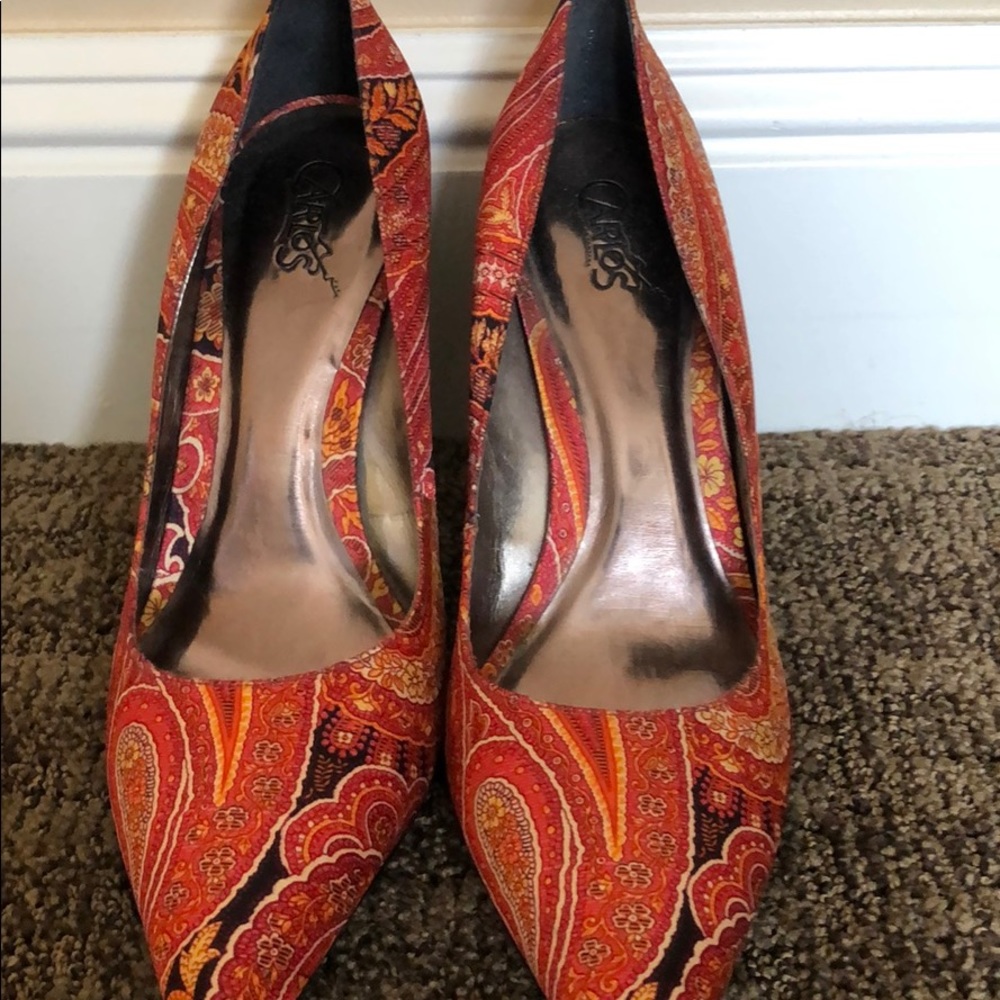 Carlos Santos Heels